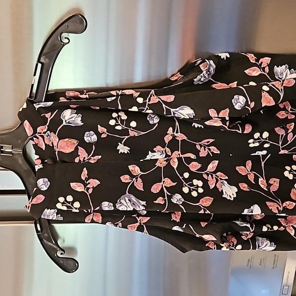 💕VERONICA M💕 Halter Beck Cold Shoulder Ling Sleeve Dress ~ Floral Print M NWT - Picture 4 of 7